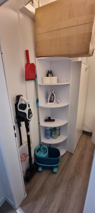 Federnest - Luxus-Studio - Kingsize Boxspringbett - Home-Office Mit Monitor Und Drucker - 11 Min Hbf Duisburg Luaran gambar