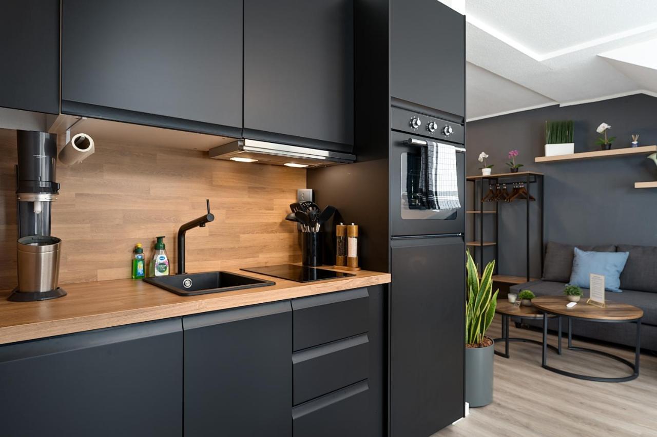 Federnest - Luxus-Studio - Kingsize Boxspringbett - Home-Office Mit Monitor Und Drucker - 11 Min Hbf Duisburg Luaran gambar