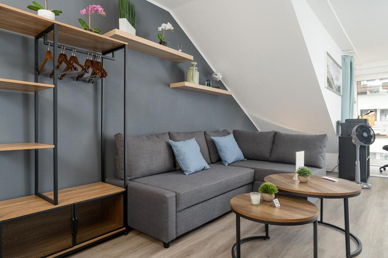 Federnest - Luxus-Studio - Kingsize Boxspringbett - Home-Office Mit Monitor Und Drucker - 11 Min Hbf Duisburg Luaran gambar